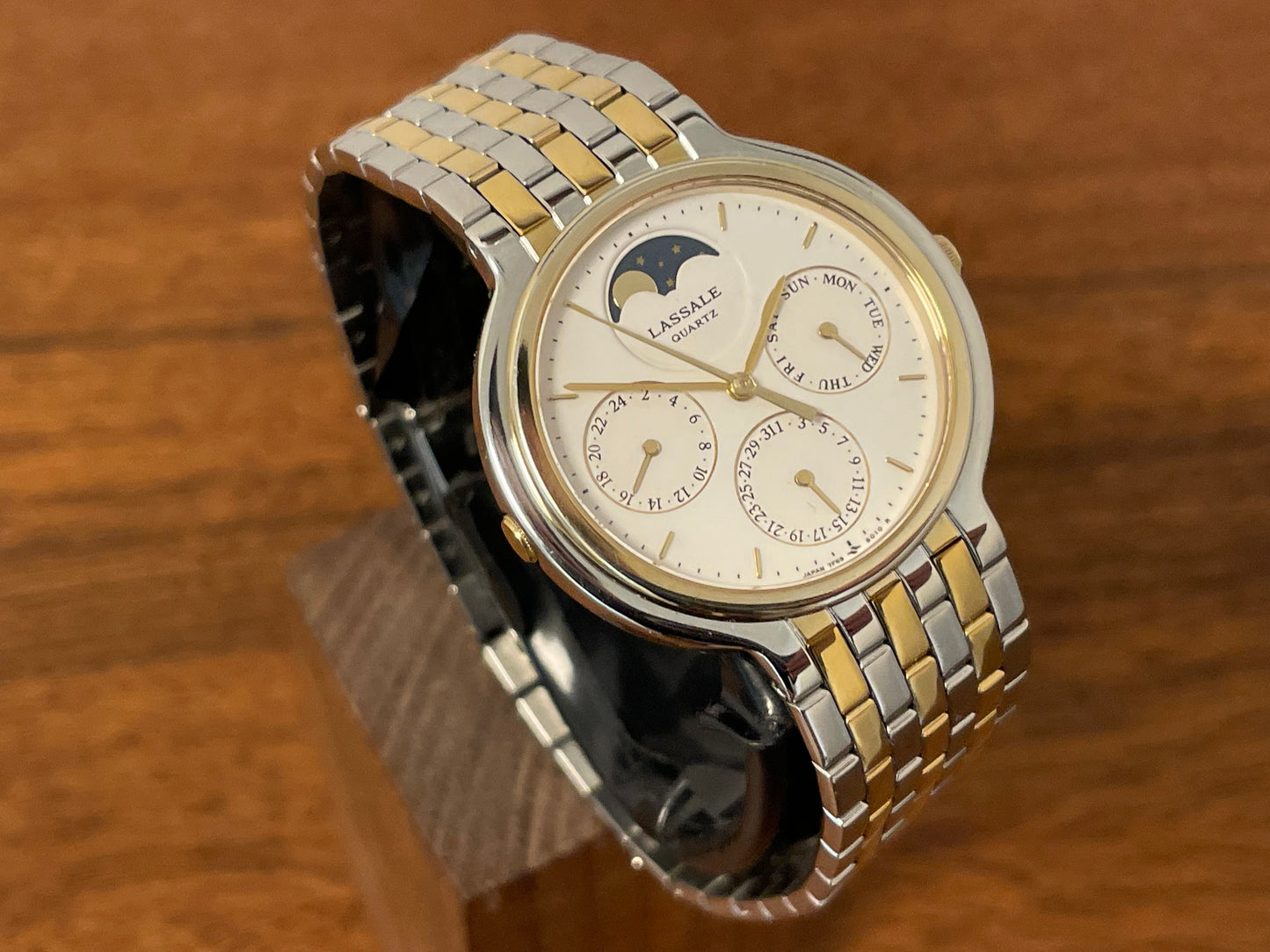 (1998) Lassale by Seiko 7F69-6029 moon phase/calender dress watch (serviced)