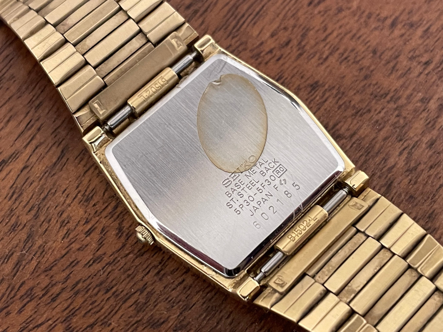 (1996) Seiko 5P30-5F30 gold colored hexagon case dress watch