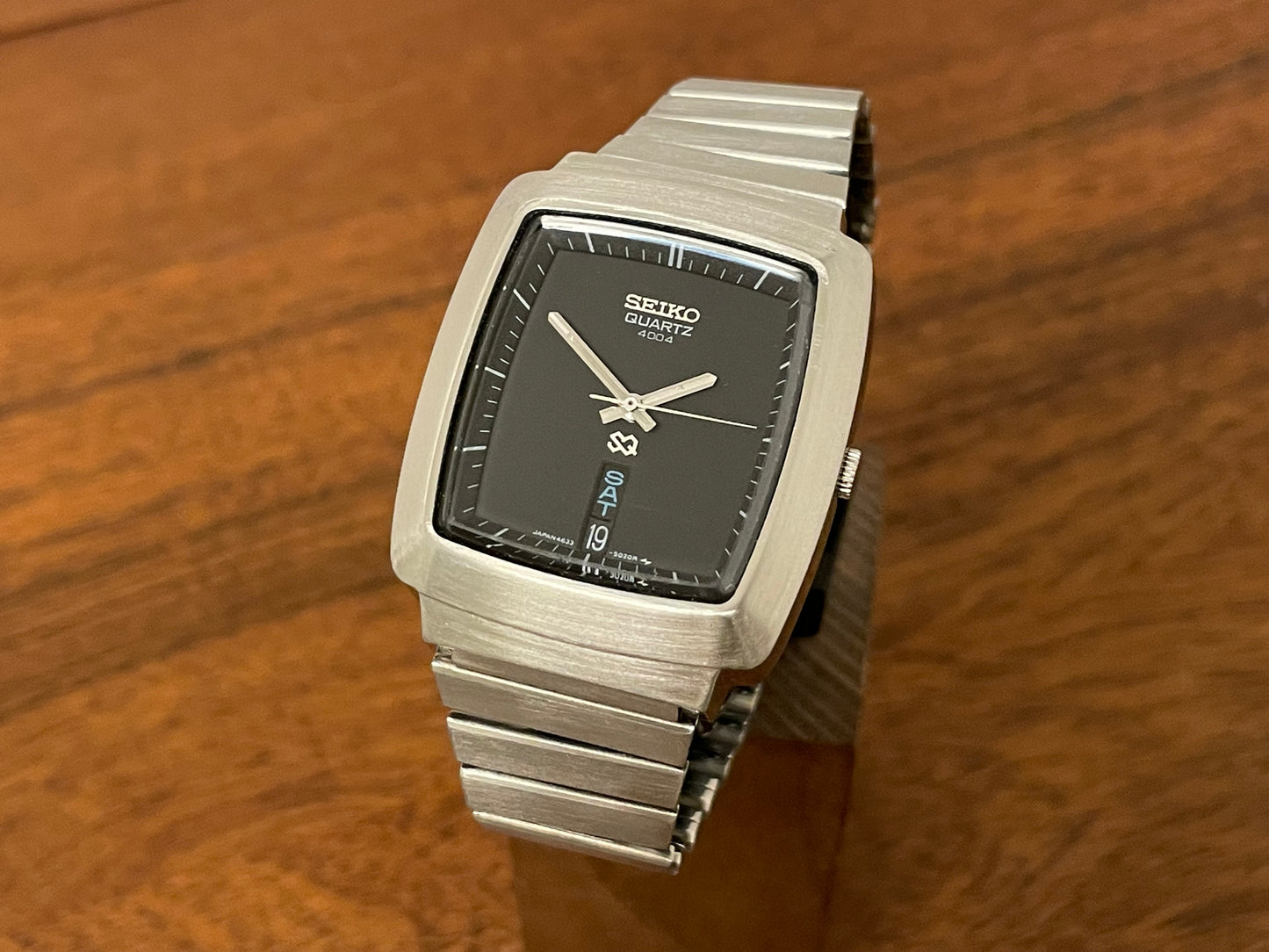 (1977) Seiko 4633-5029 Quartz 4004 front view