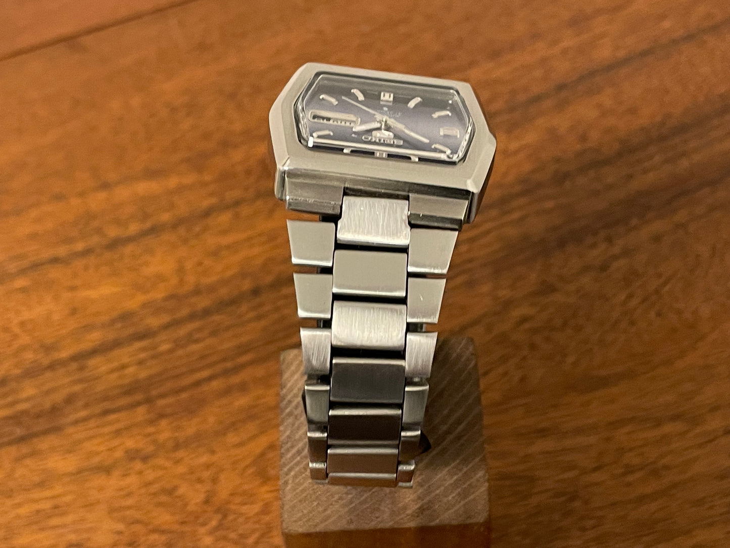 (1976) Seiko 5 Automatic 6119-5460 hexagon case - blue dial (serviced)