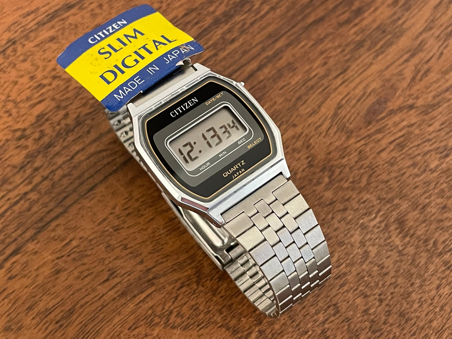 (1985) Citizen P040-311043 KA "Slim Digital" - LCD display (NOS)