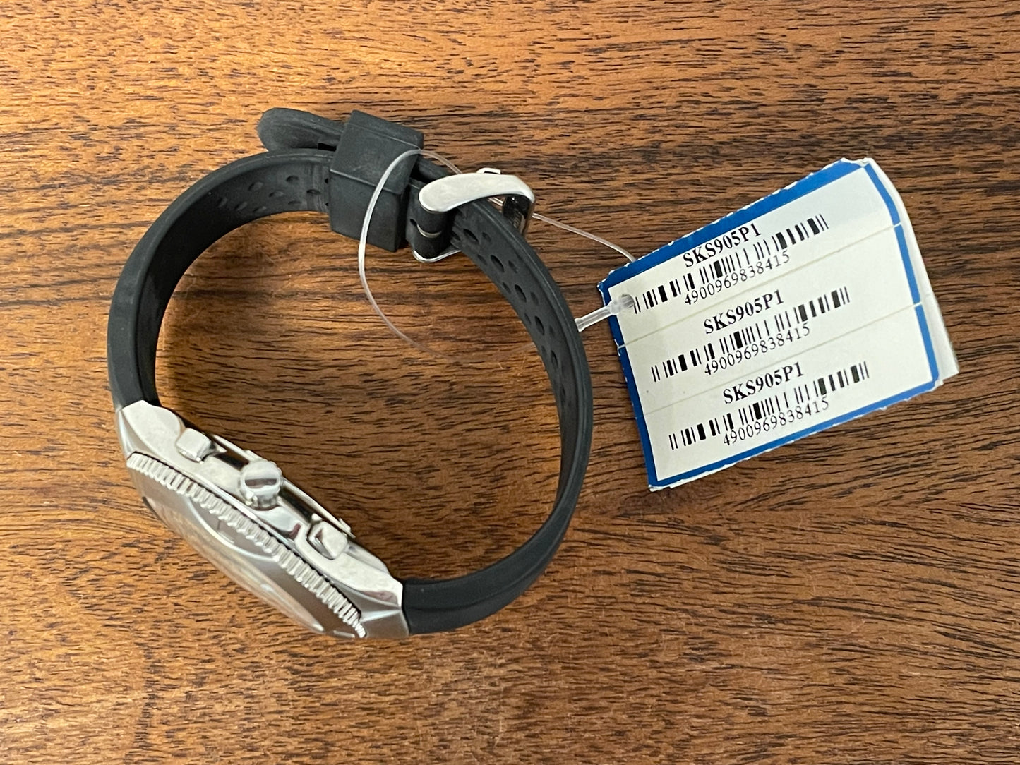 (2001) Seiko V657-0C90 Chronograph 100m on rubber strap - dark grey sunburst dial (NOS)