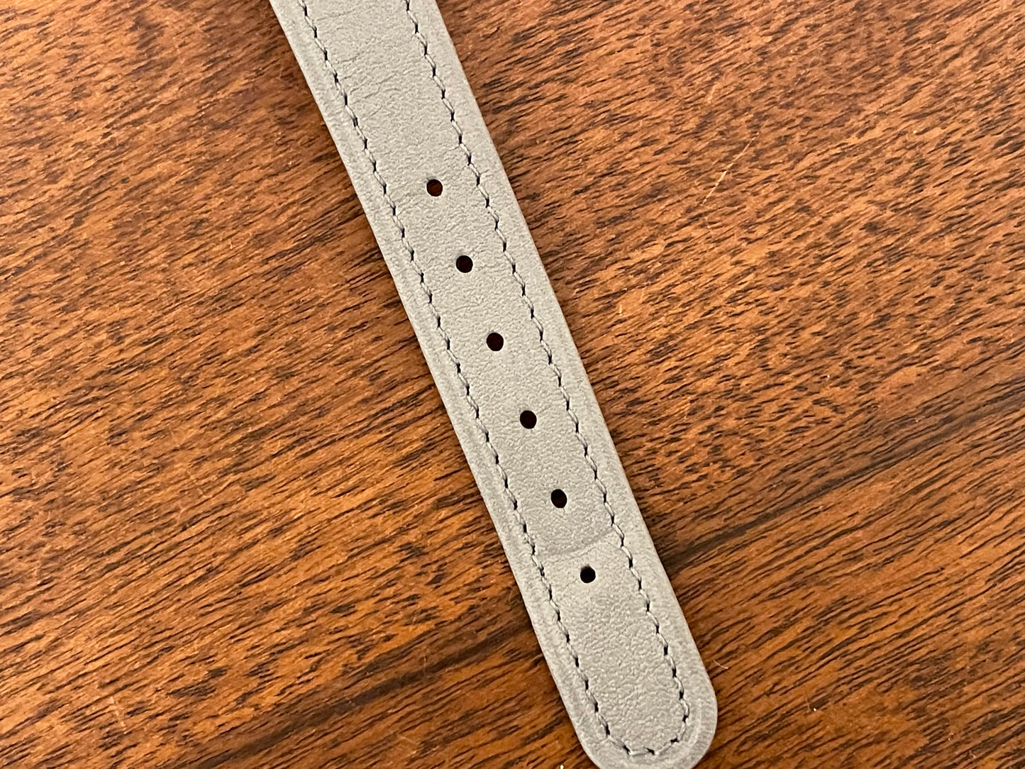 (1980s) Tissot RockWatch R150 white/grey granite - mid size model (NOS)