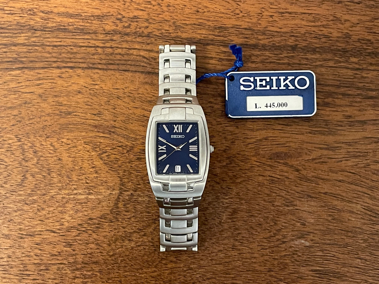 (1999) Seiko V732-5B70 "Tank" - integrated bracelet - blue sunburst dial w/ Roman numerals (NOS)