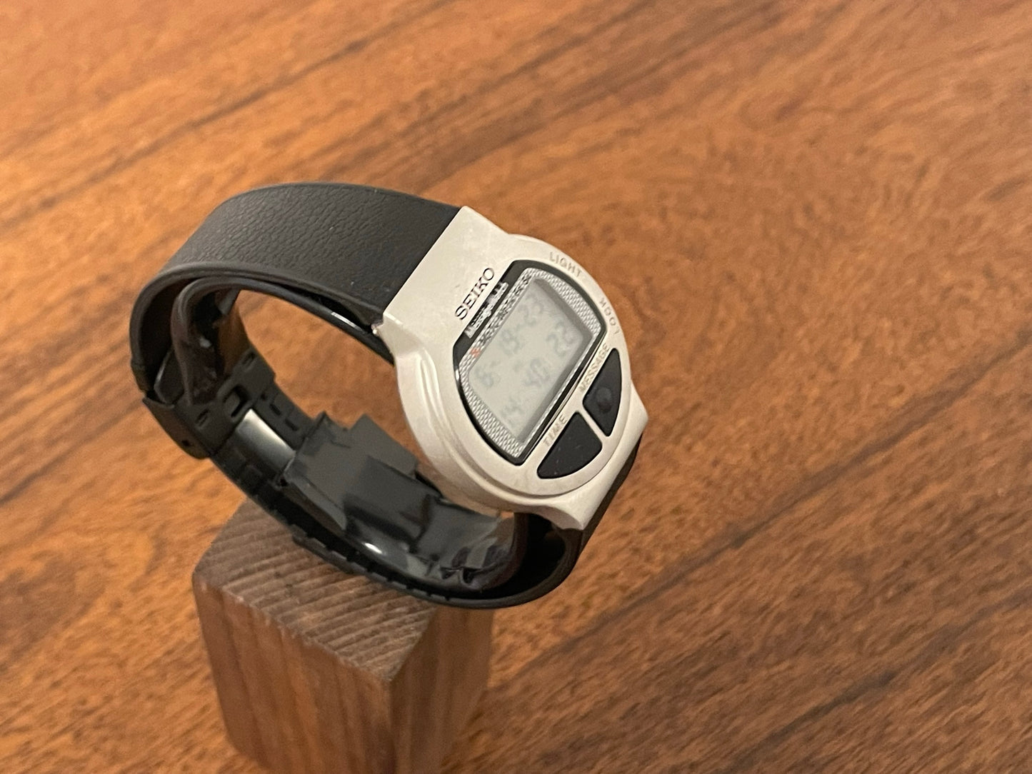 (1995) Seiko MA52-4A00 MessageWatch with grey colored case