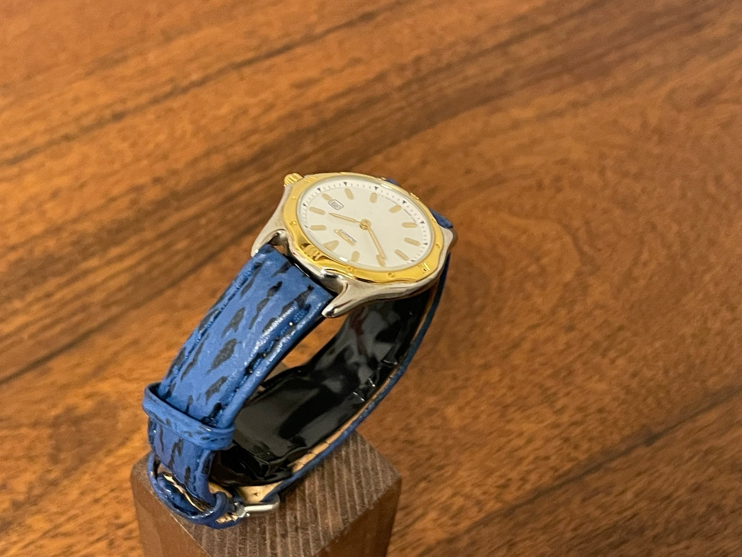 (1995) Seiko 7N89-0261 dress watch - small size