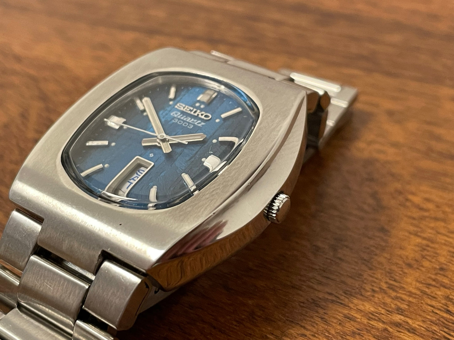 (1983) Seiko 3863-5009 Quartz 3003 "ocean blue textured dial" (serviced)