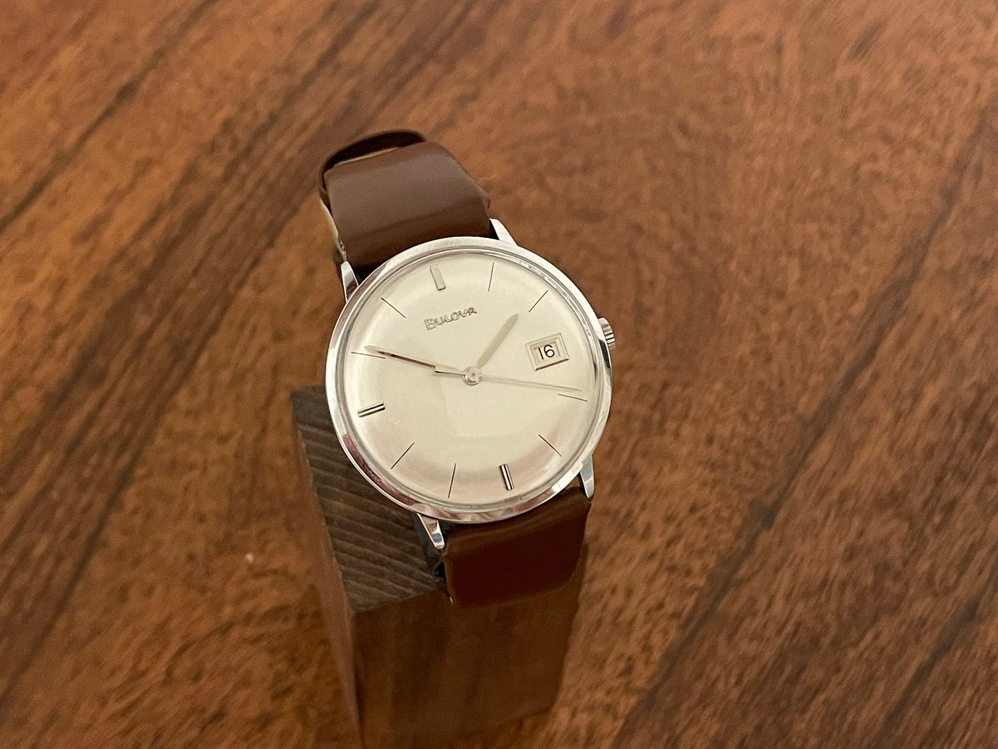 (1964) Bulova M4 dress watch with linen dial (full service)