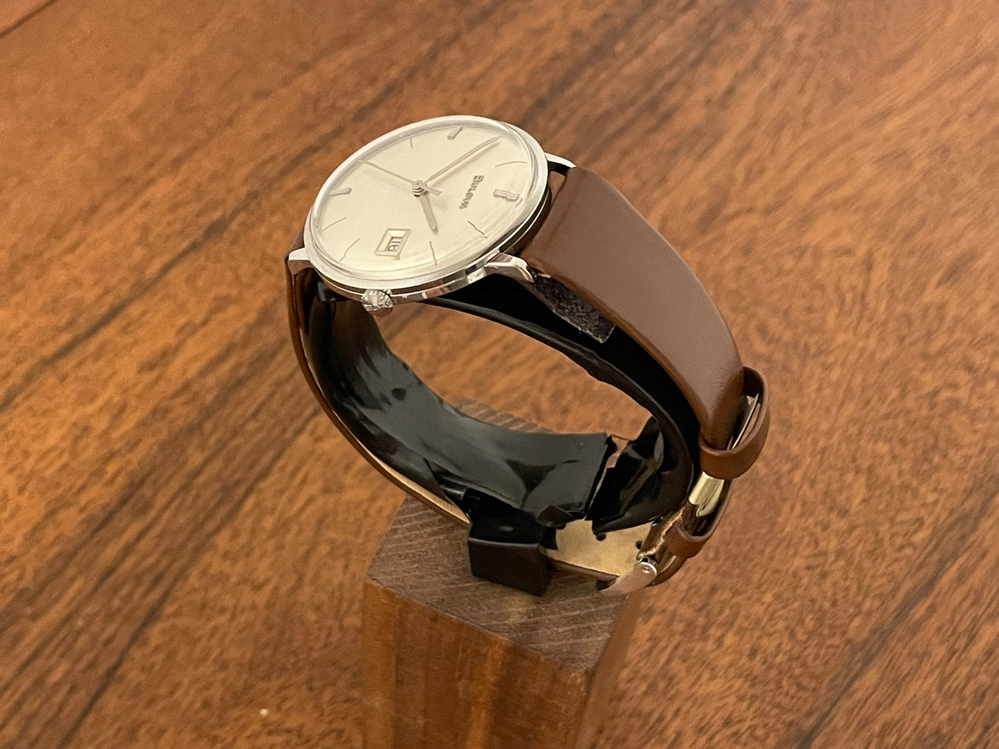 (1964) Bulova M4 dress watch with linen dial (full service)