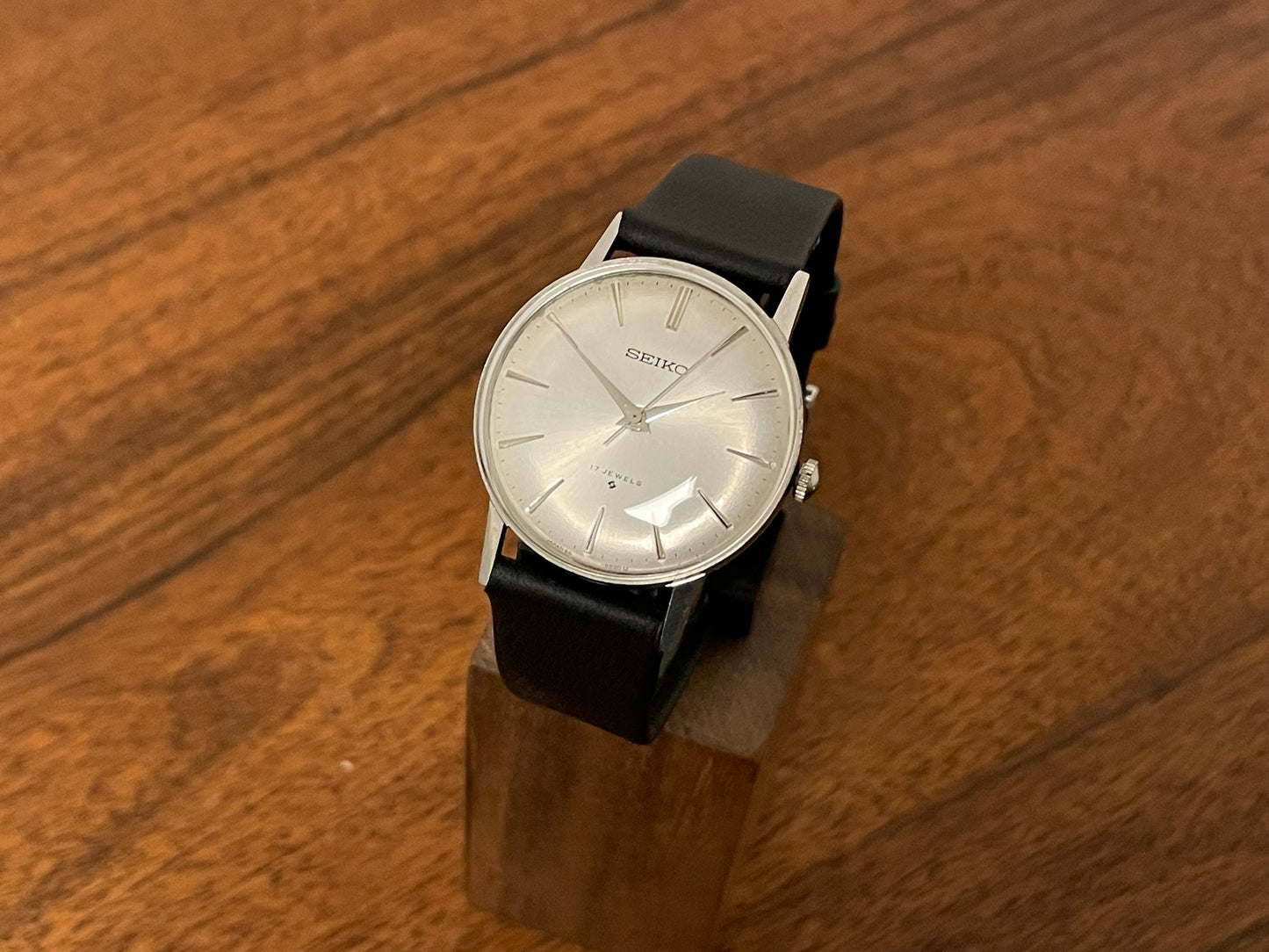 (1968) Seiko 66-9990 dress watch (full service)