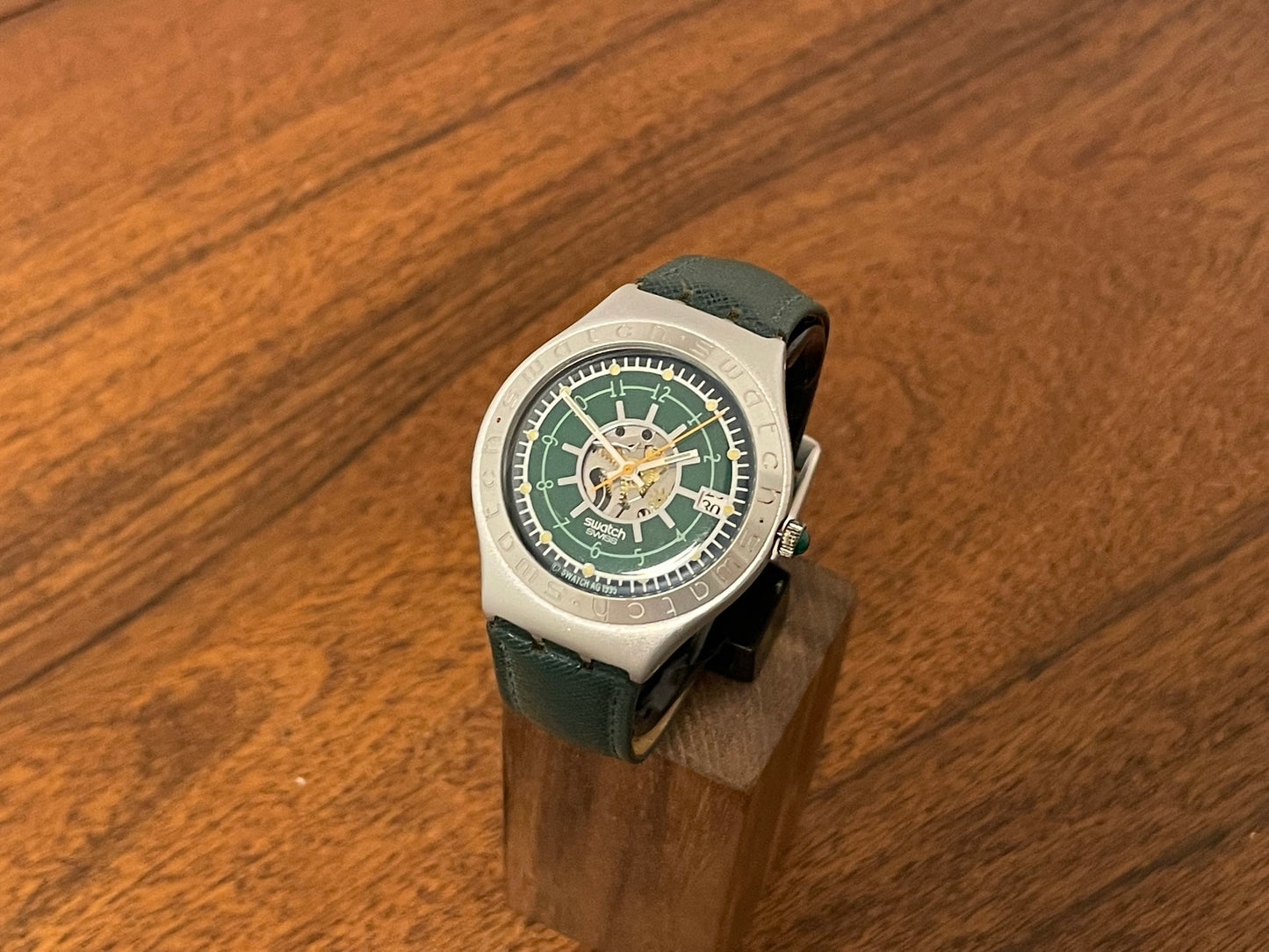 (1995) Swatch YGS4001 Irony "Irish Weekend"