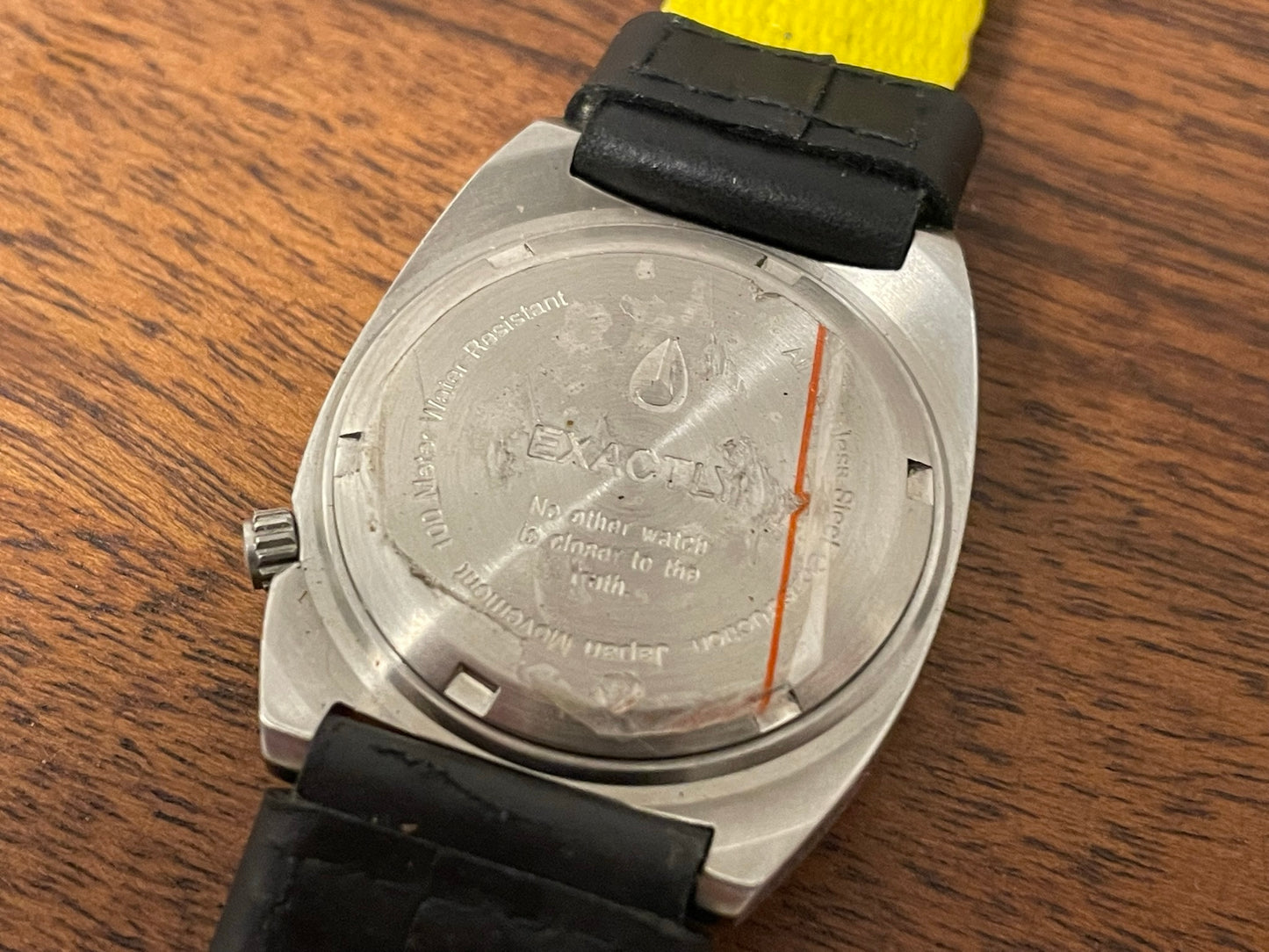 (1990s) Nixon Exactly diver - small size