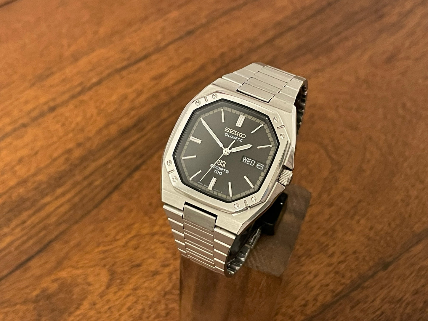 (1982) Seiko 8229-503A Quartz SQ Sports 100 (serviced)