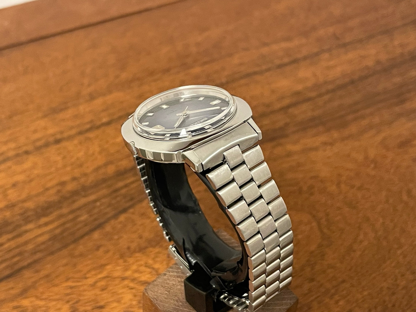 (1978) Seiko 7025-8000 UFO - blue gradient dial (serviced)