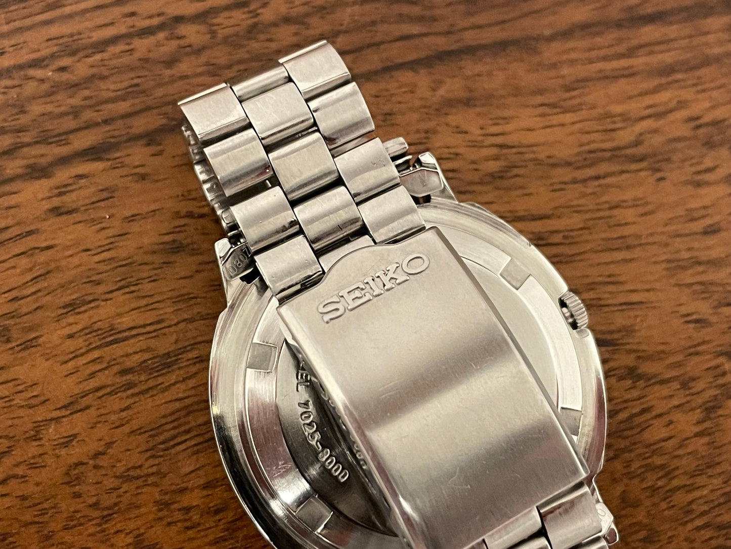 (1978) Seiko 7025-8000 UFO - blue gradient dial (serviced)
