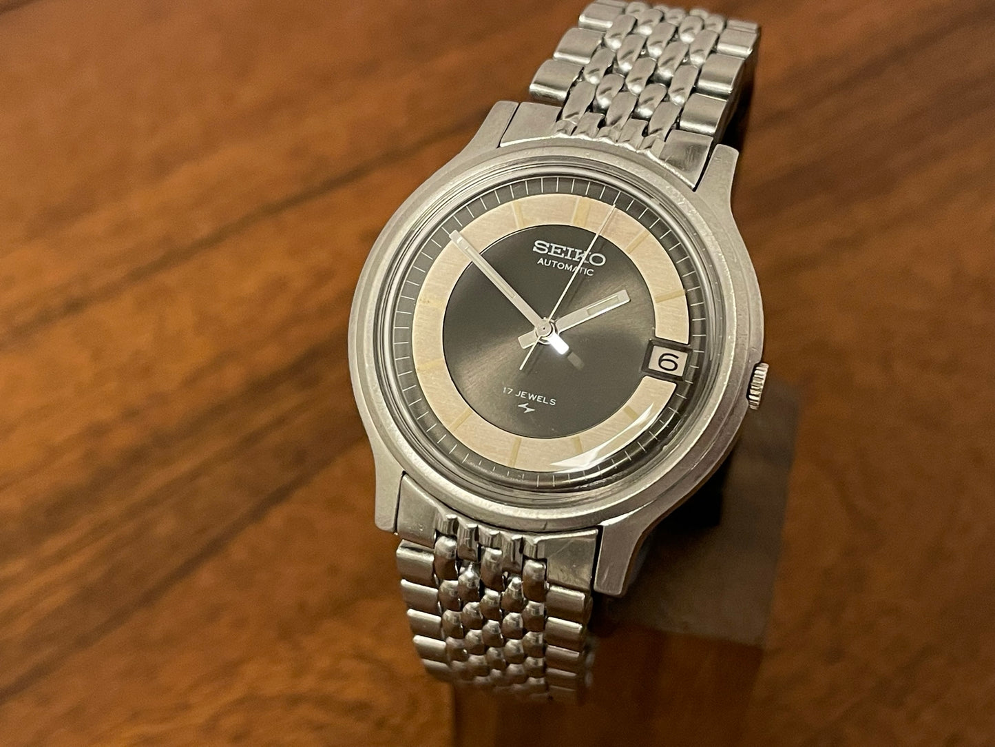 (1973) Seiko 7005-7110 "bullseye dial" automatic 17 jewels (full service)