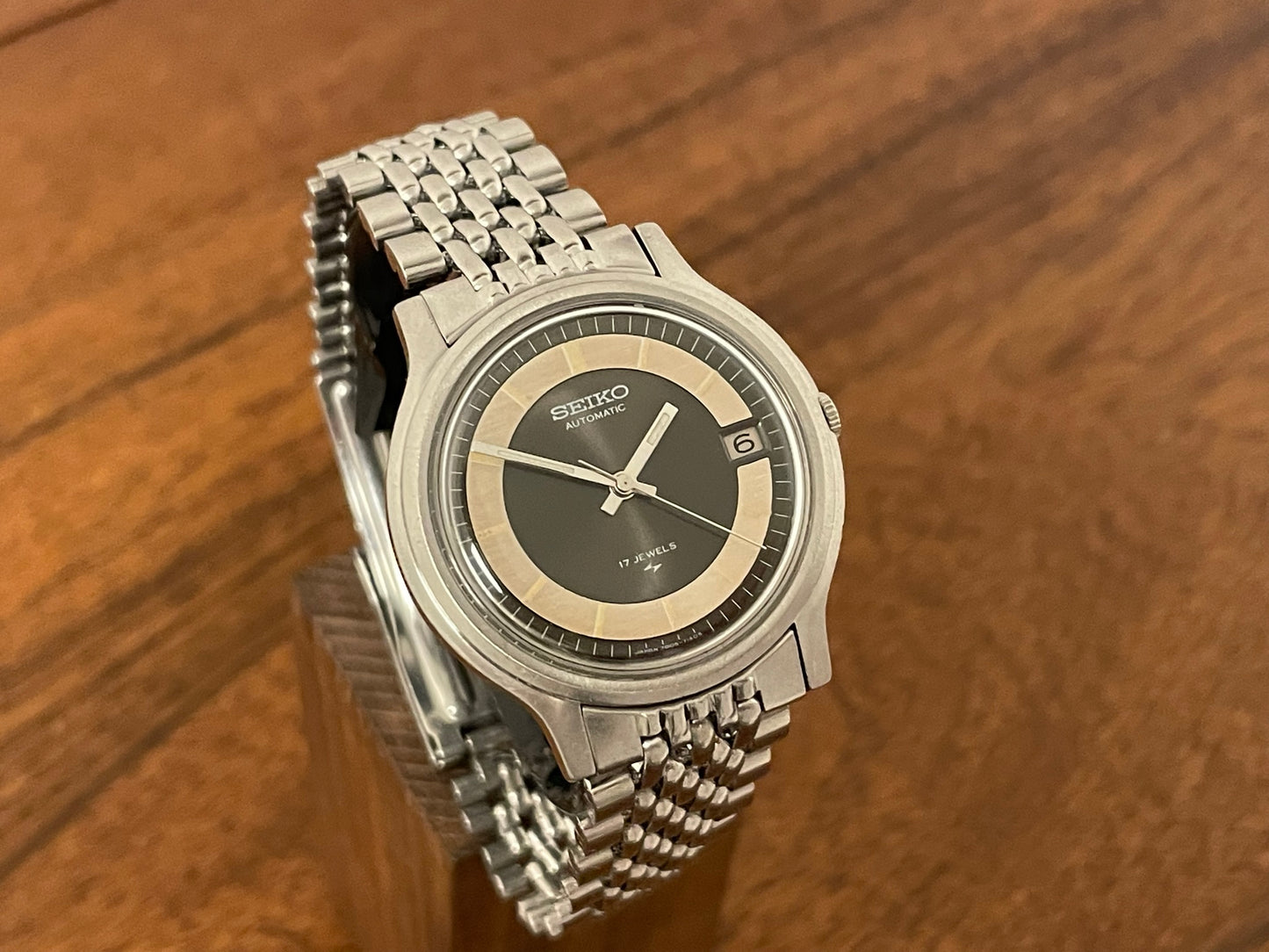 (1973) Seiko 7005-7110 "bullseye dial" automatic 17 jewels (full service)