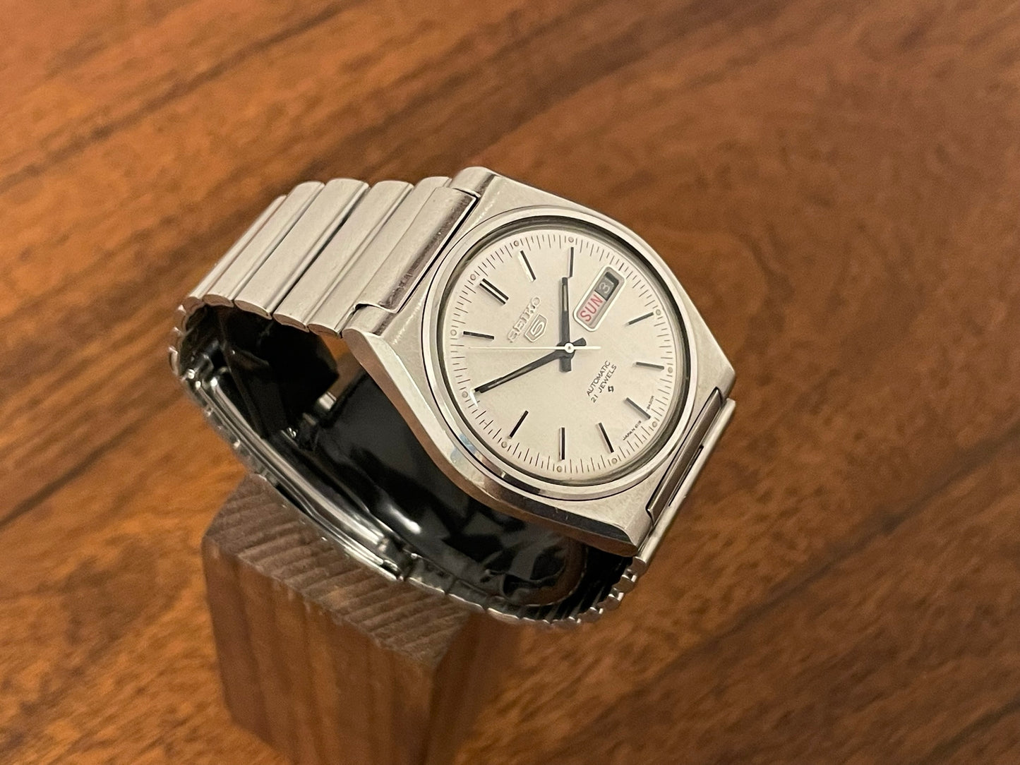 (1974) Seiko 5 Automatic 6119-8410 day & date feature (serviced)