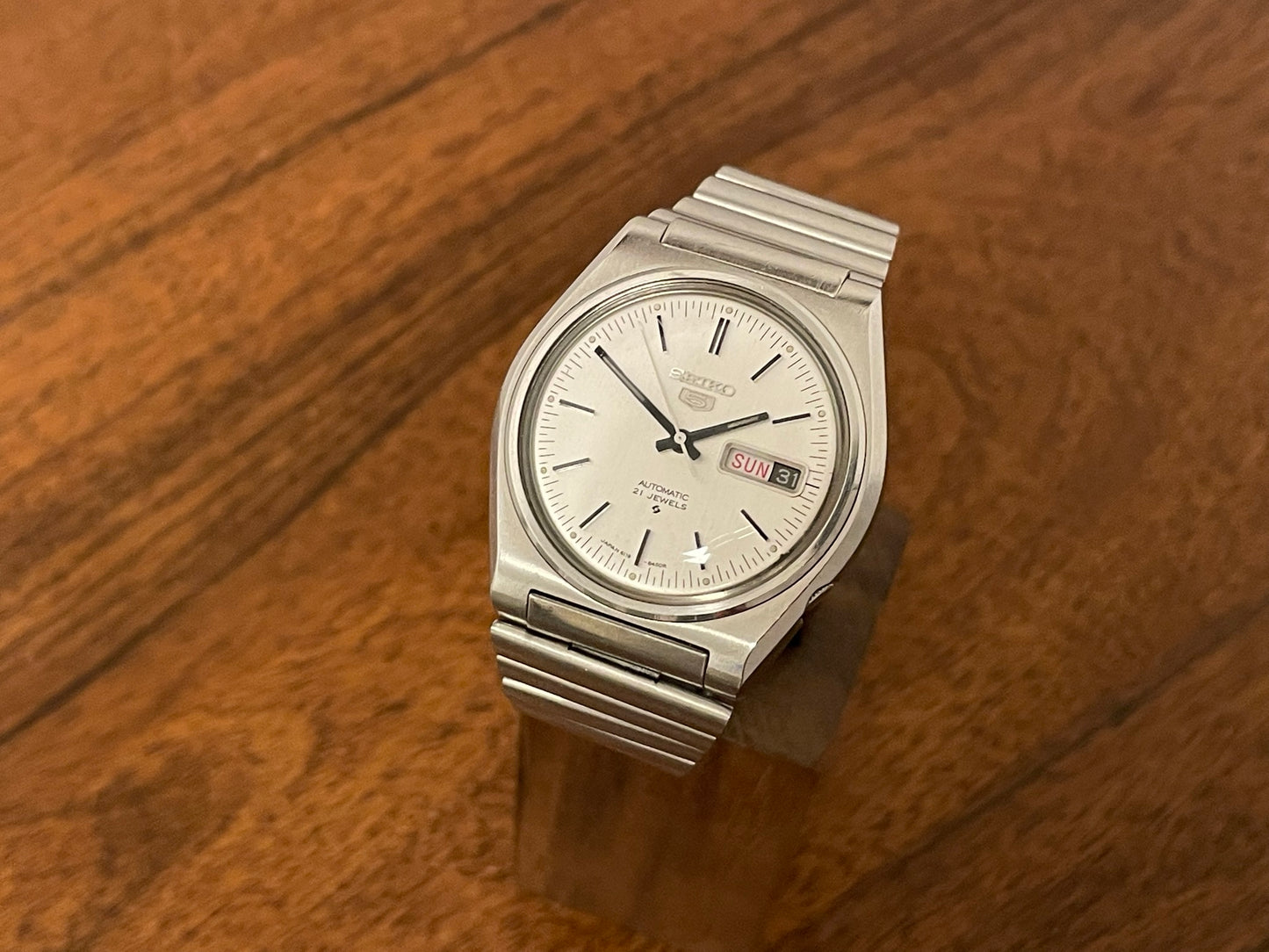 (1974) Seiko 5 Automatic 6119-8410 day & date feature (serviced)