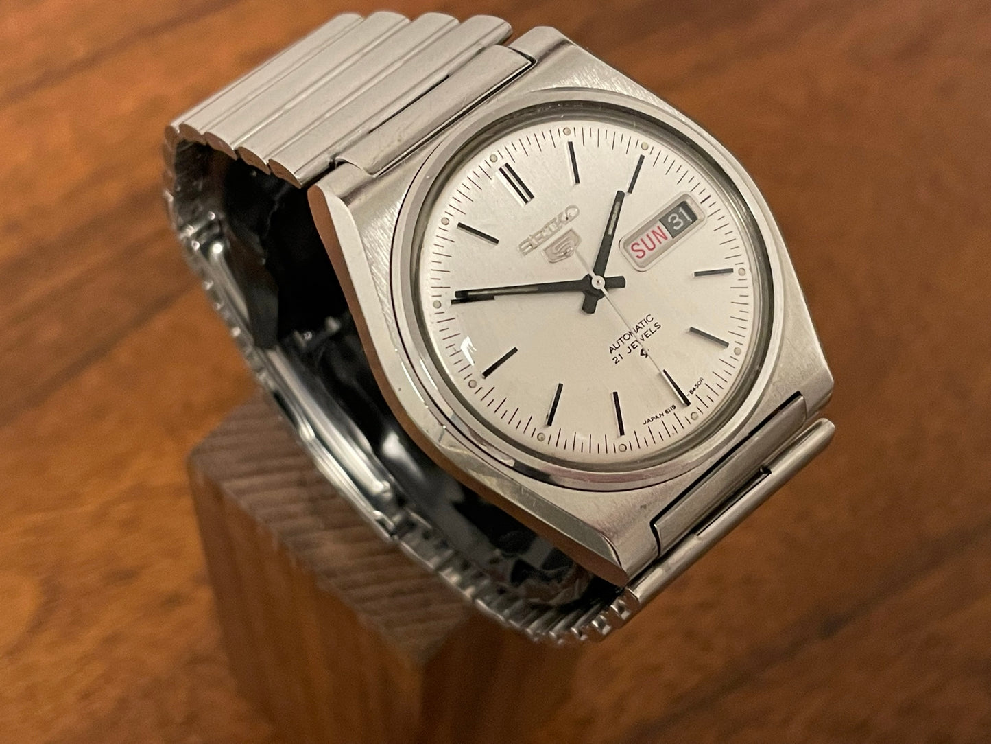 (1974) Seiko 5 Automatic 6119-8410 day & date feature (serviced)