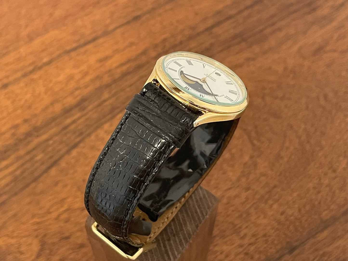 (1984) Seiko 7434-7000 dress watch with moon phase - white Roman numeral dial