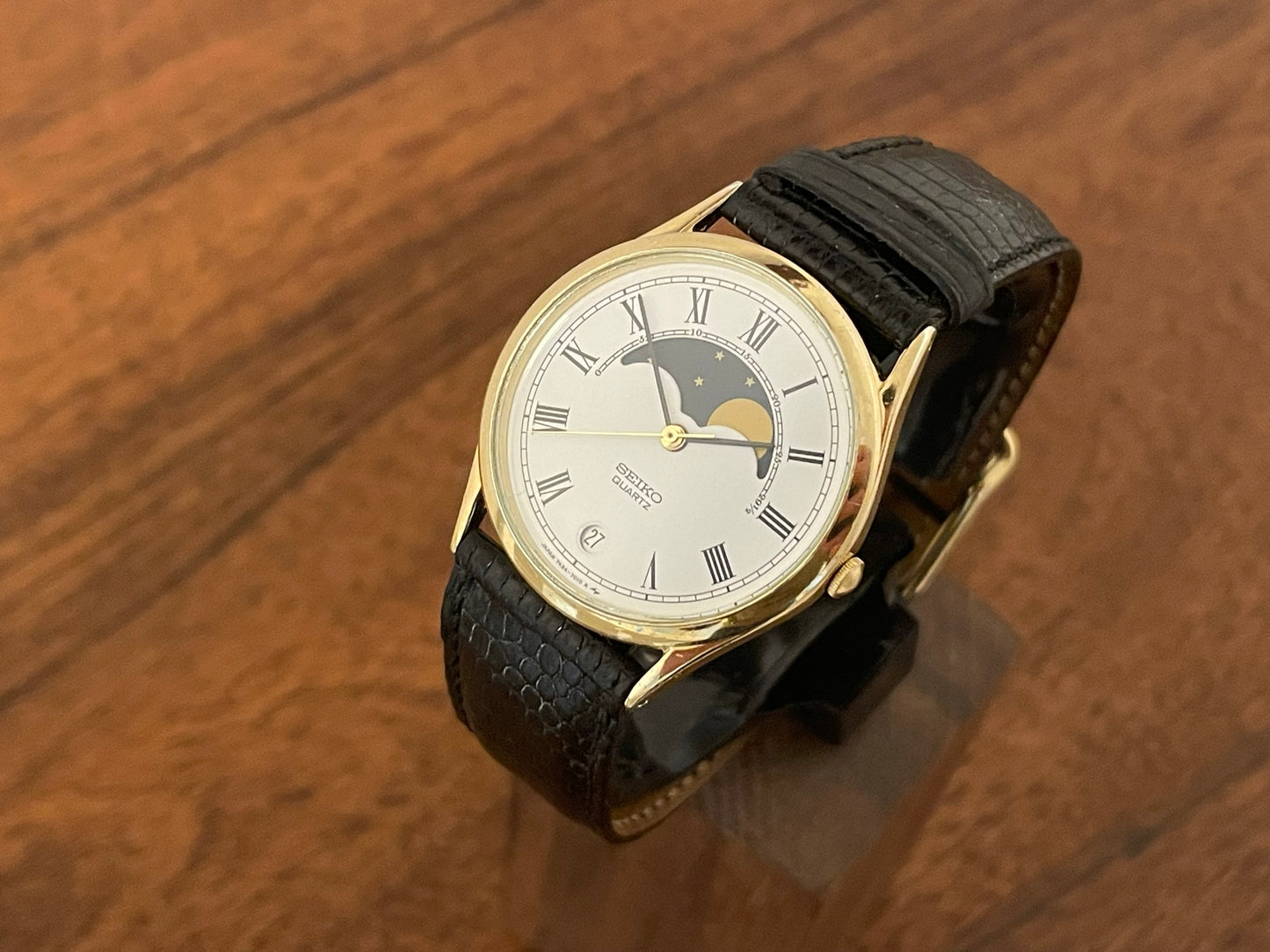 (1984) Seiko 7434-7000 dress watch with moon phase - white Roman numeral dial