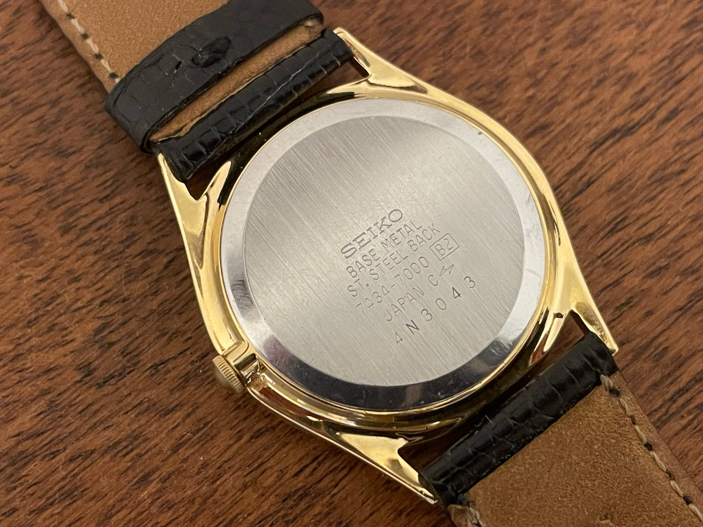 (1984) Seiko 7434-7000 dress watch with moon phase - white Roman numeral dial