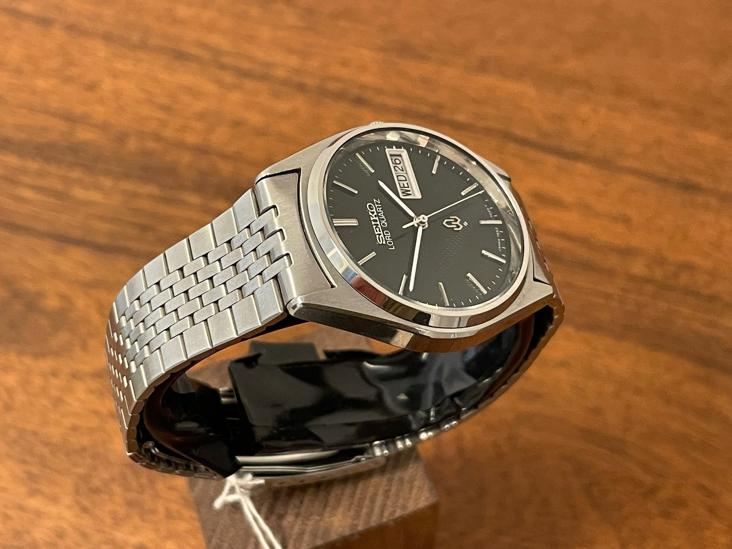 (1978) Seiko 7853-7020 Lord Quartz - green textured dial (NOS)
