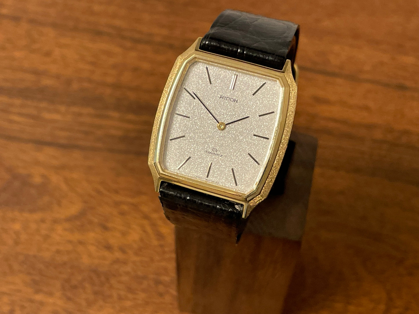 (1970's) Ricoh 632005 Riquartz "Tank" with diamond dust dial (NOS)
