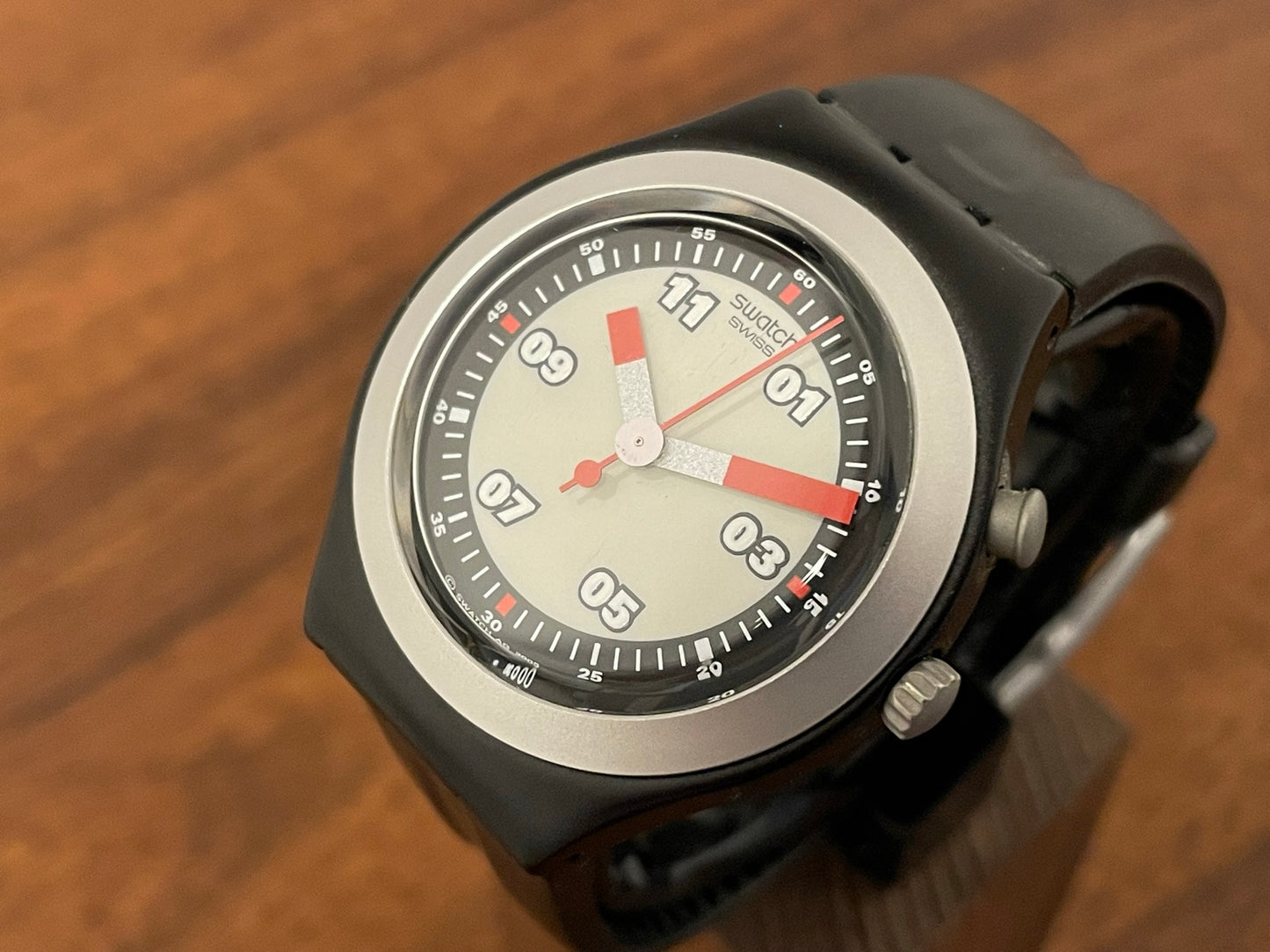 (2005) Swatch YGB9000 Irony Loomi "Enough Time" (NOS)
