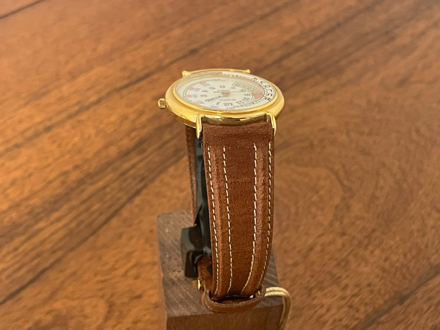 (1980s) Bulova Timetrax dress watch with "jumping minutes" (NOS)