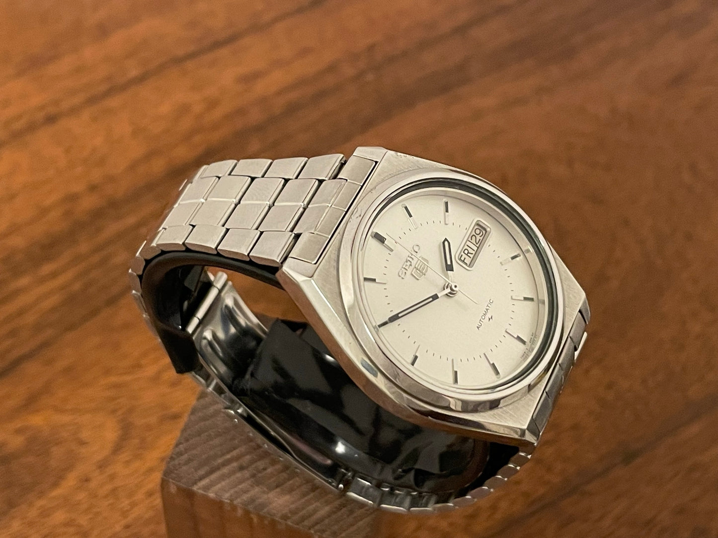 (1983) Seiko 5 Automatic 7009-876A day/date automatic (full service)