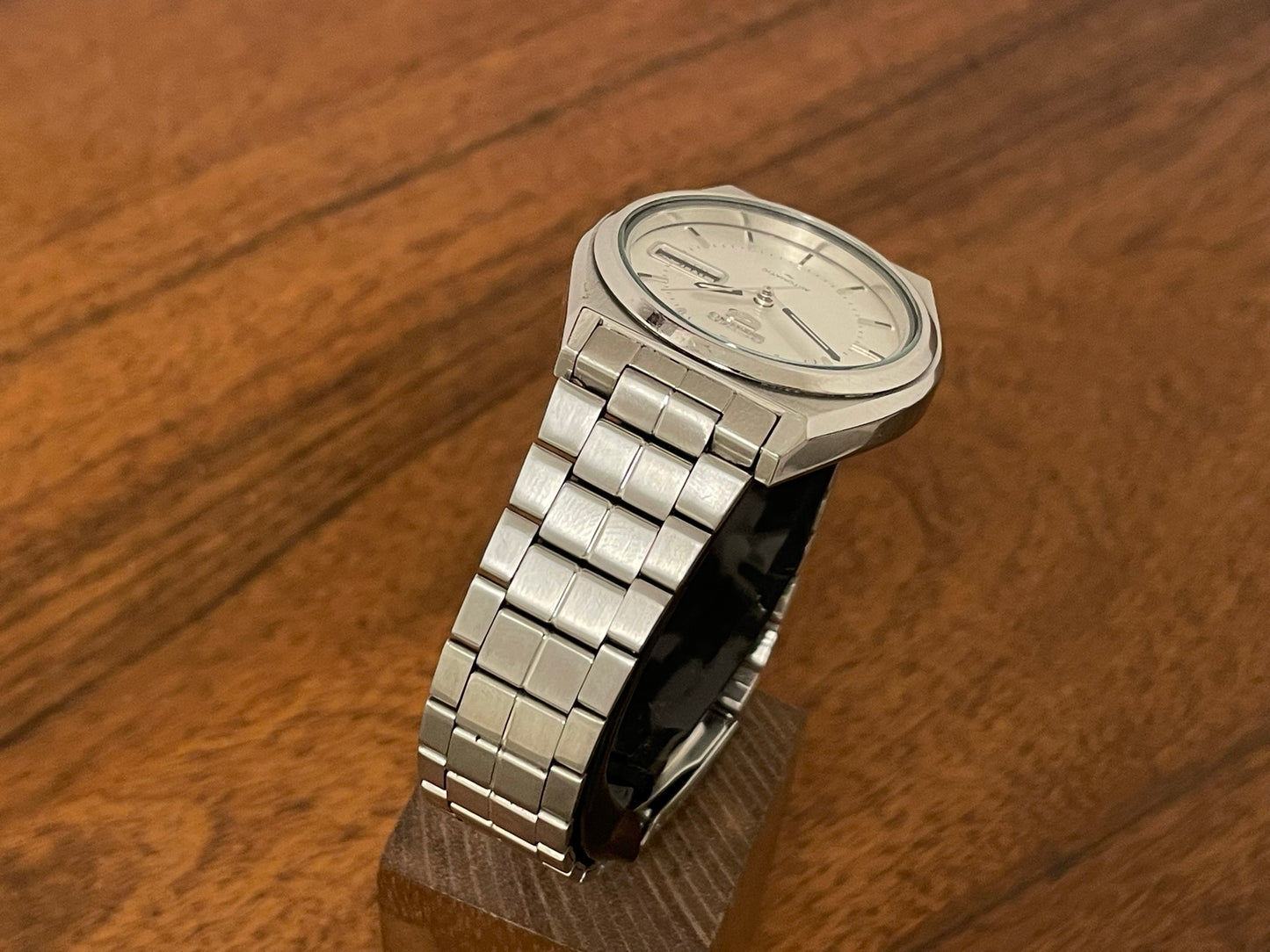 (1983) Seiko 5 Automatic 7009-876A day/date automatic (full service)