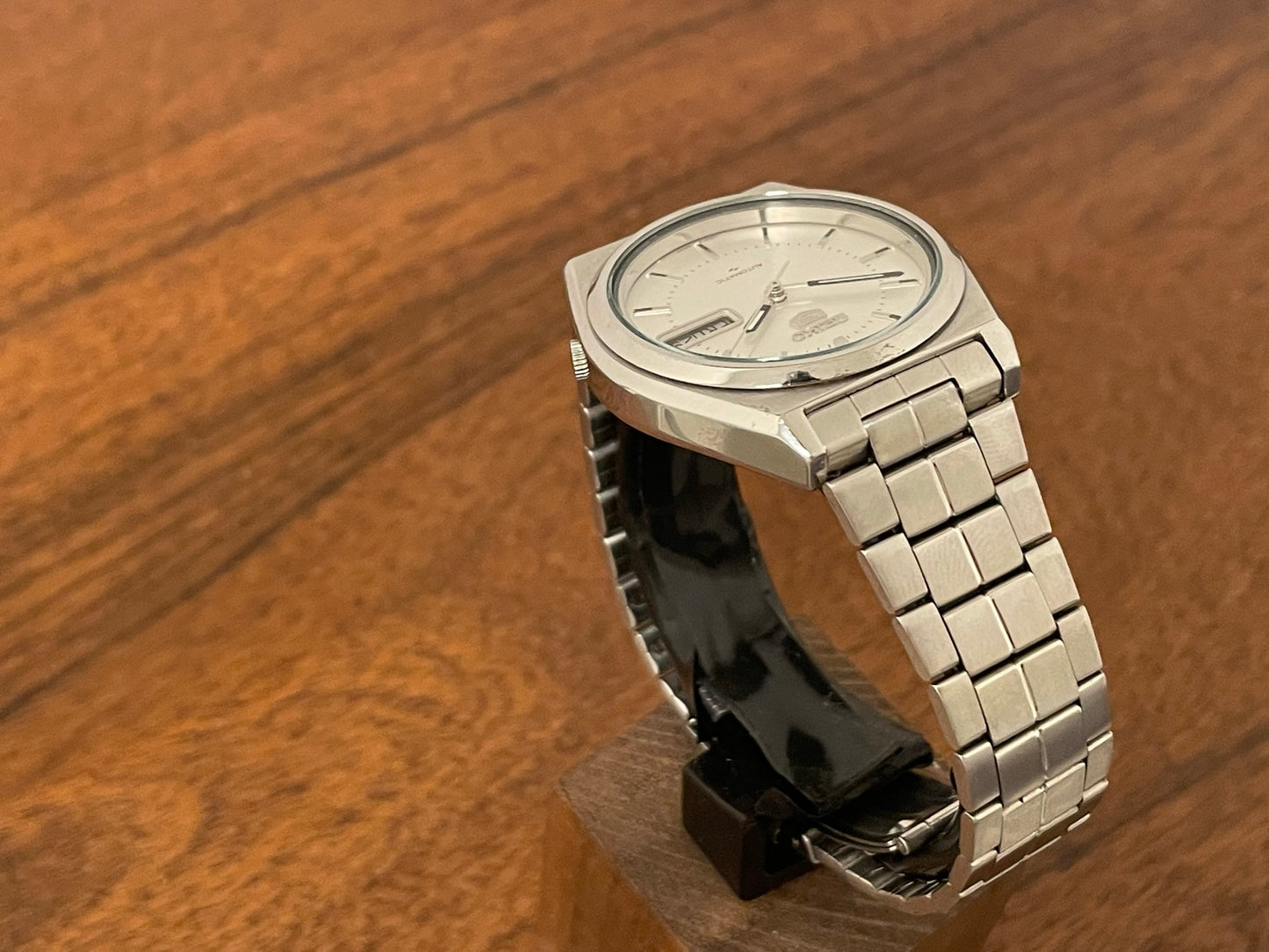 (1983) Seiko 5 Automatic 7009-876A day/date automatic (full service)