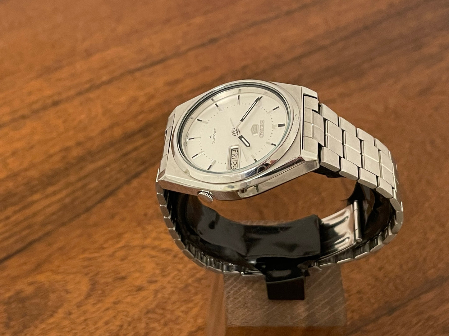 (1983) Seiko 5 Automatic 7009-876A day/date automatic (full service)