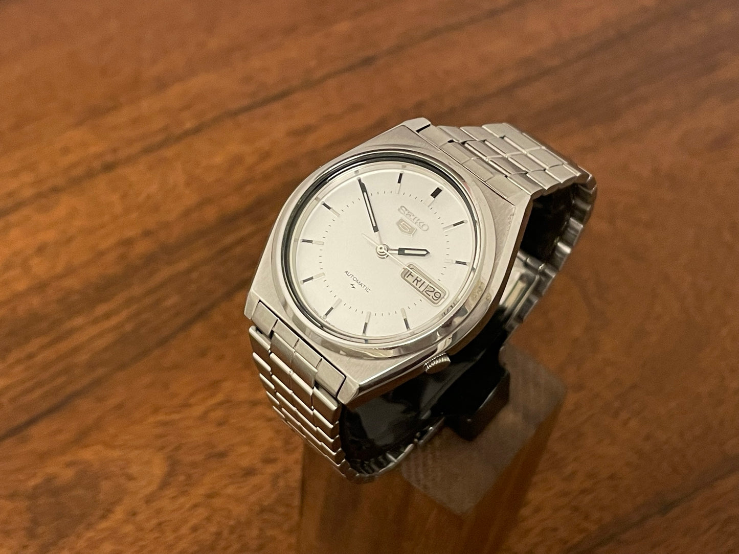 (1983) Seiko 5 Automatic 7009-876A day/date automatic (full service)