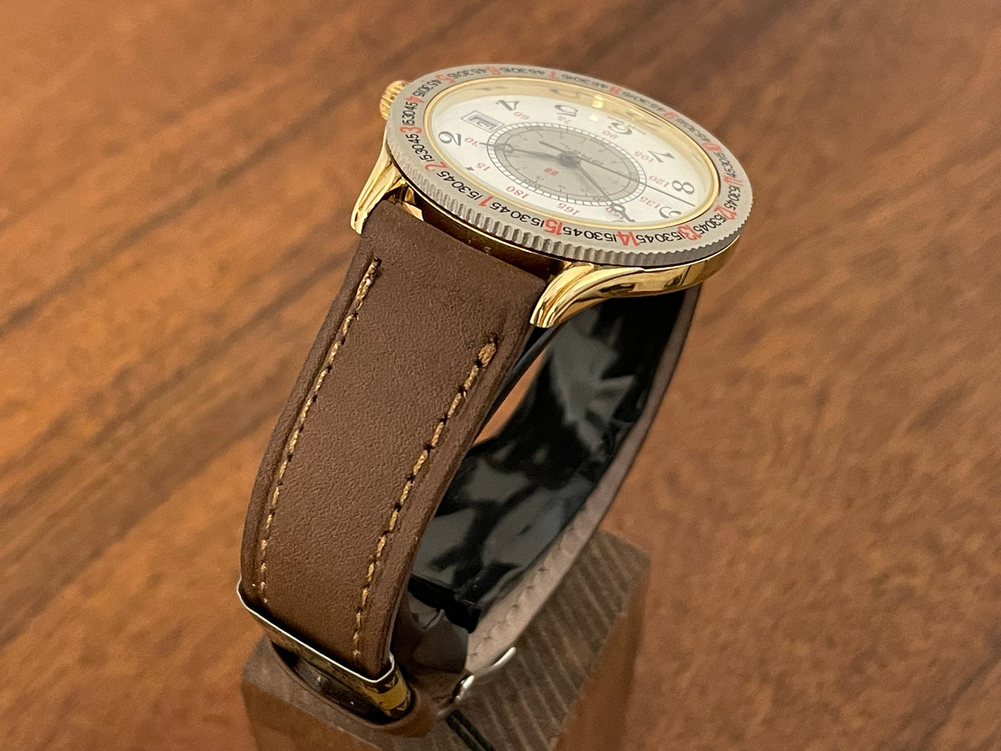 (1980s) Breil 204000 "Hour Angle" dress watch