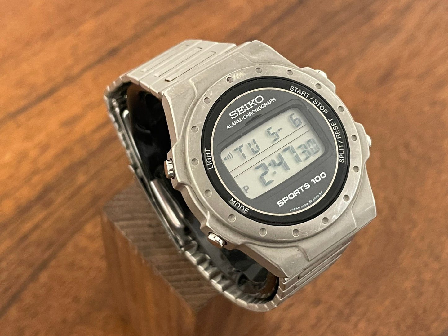 (1985) Seiko A904-6000 Alarm-Chronograph Sports 100