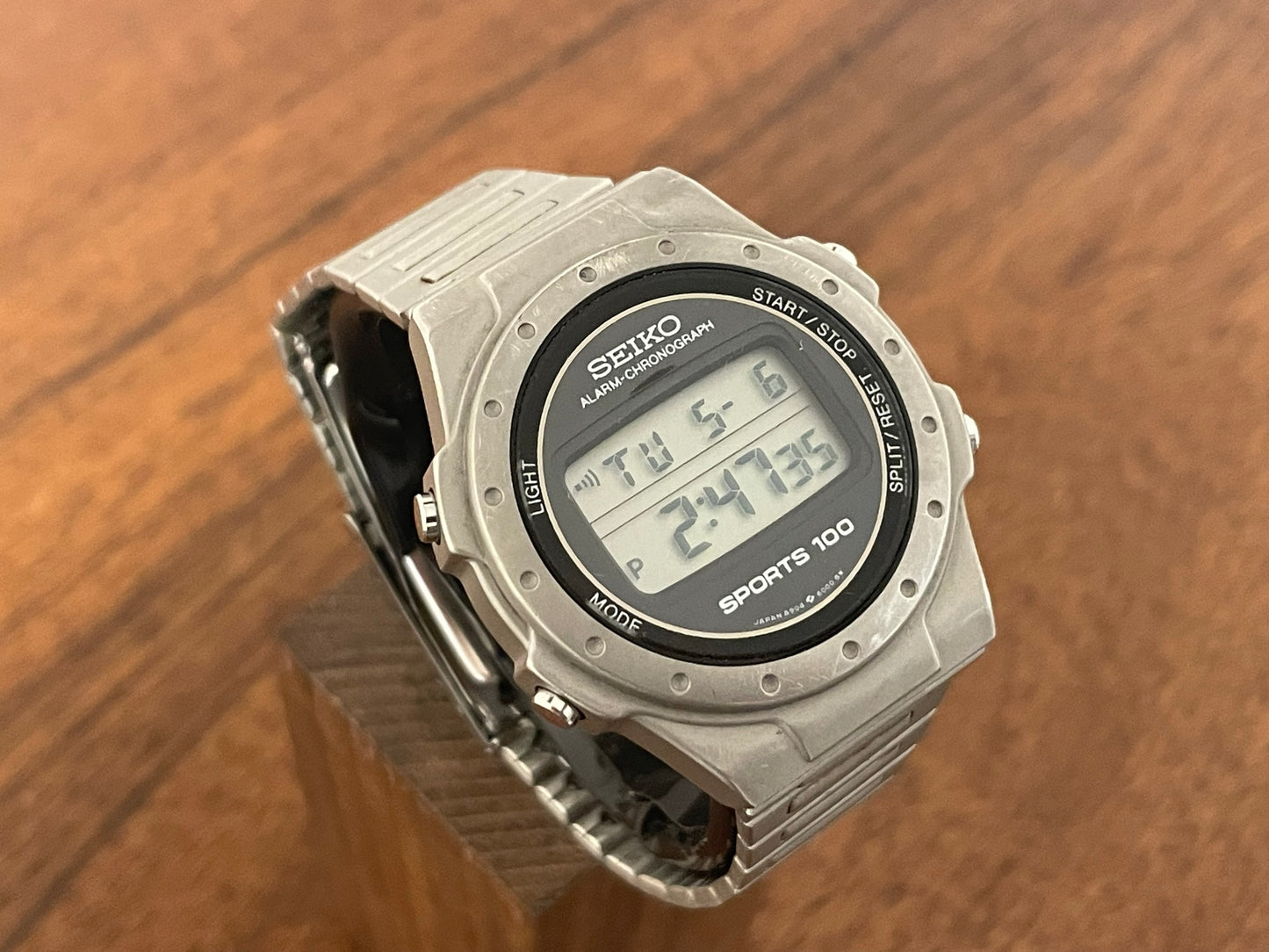 (1985) Seiko A904-6000 Alarm-Chronograph Sports 100