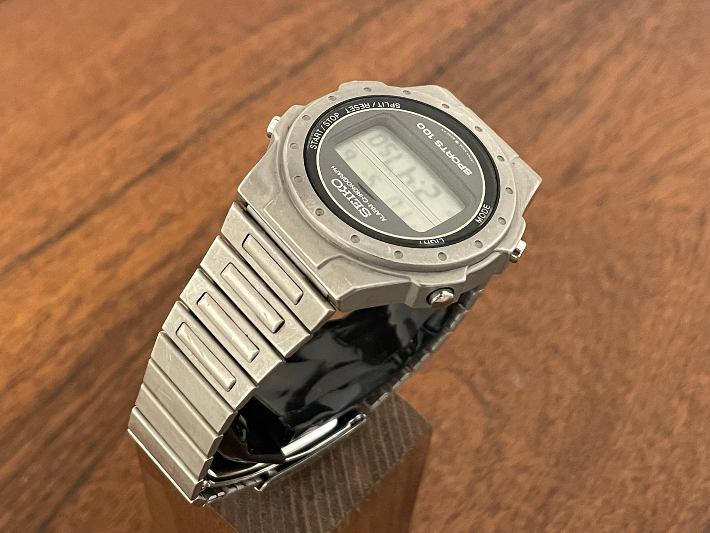 (1985) Seiko A904-6000 Alarm-Chronograph Sports 100