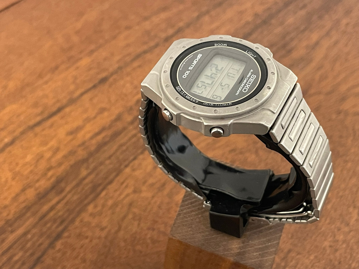 (1985) Seiko A904-6000 Alarm-Chronograph Sports 100