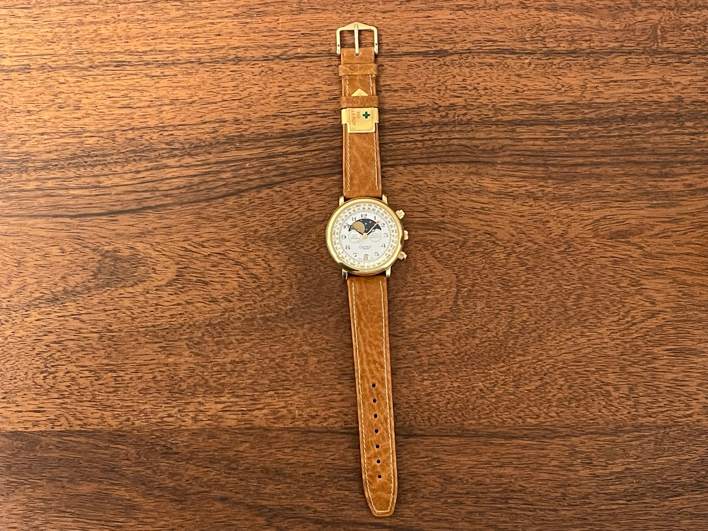 (1980s) Caravelle Perpetual dress watch - white dial with moon phase (serviced)