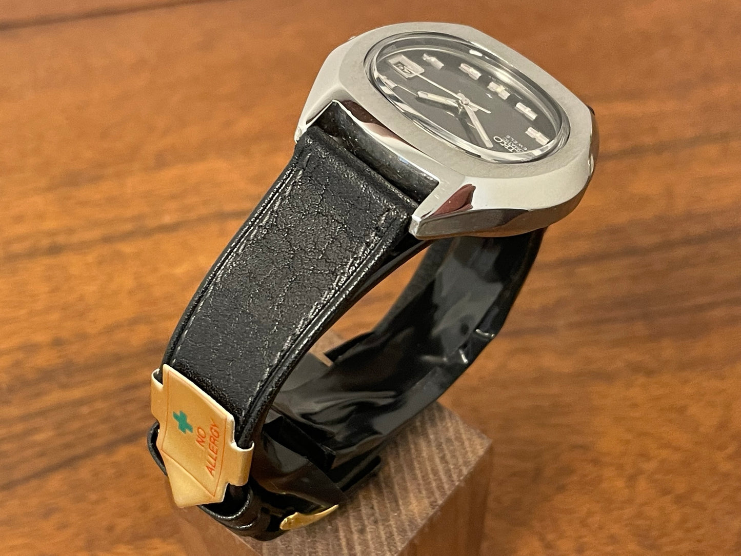 (1977) Seiko 7025-5000 oval case - dark grey "TV dial" (full service)
