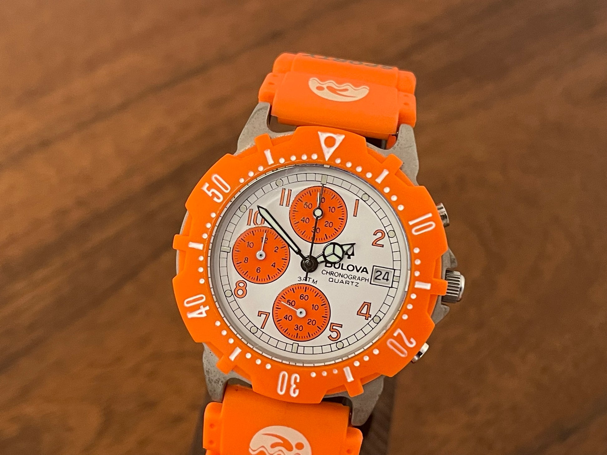 (1990s/2000s) vintage Bulova Sporty chronograph diver front view