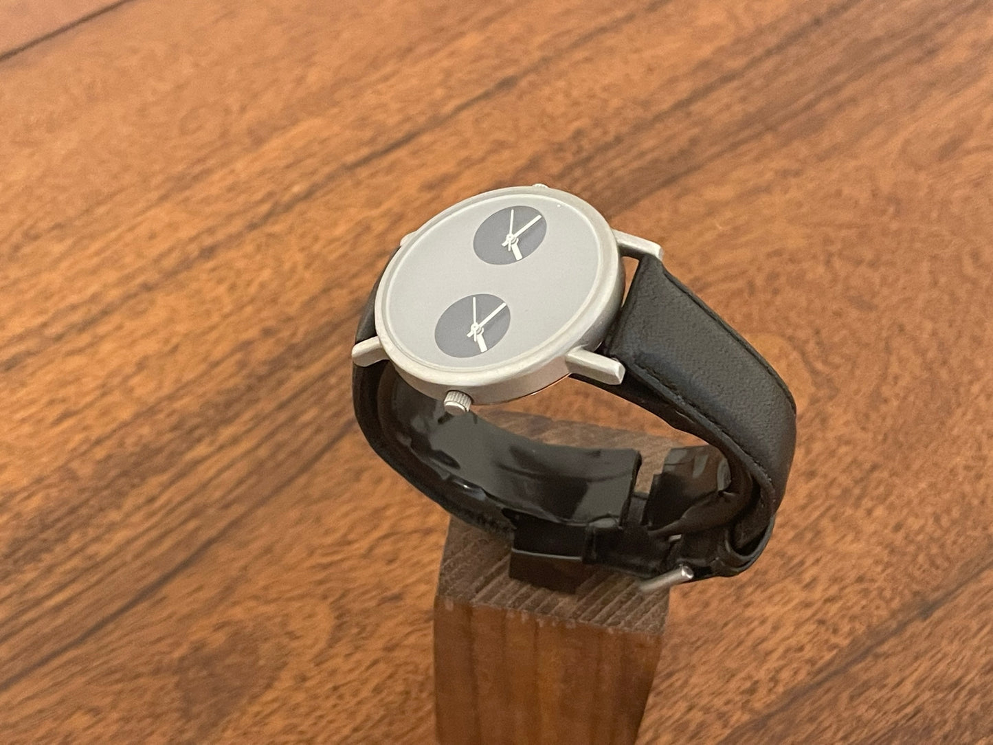(1990s) Grus Watch dual time dress watch (NOS)