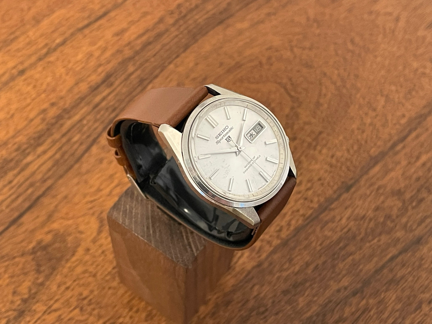 (1966) Seiko 5 Sportsmatic 6619-8060 Diashock 21 jewels (serviced)