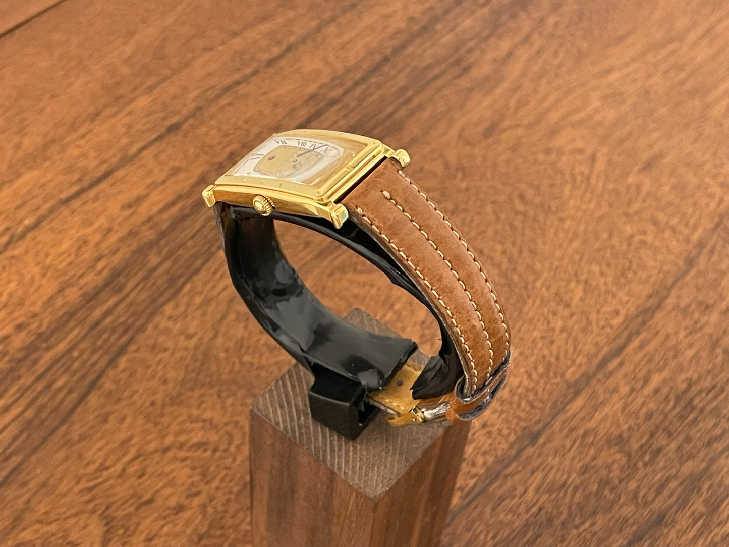 (1991) Seiko 7N89-5000 Age of Discovery “AOD” tank dress watch