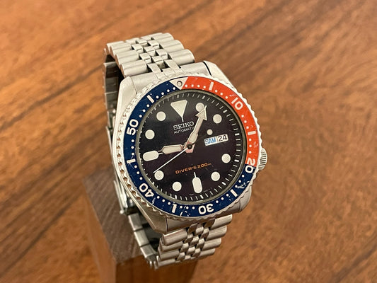 (1999) vintage Seiko 7S26-0020 SKX009 Pepsi Automatic Diver front view
