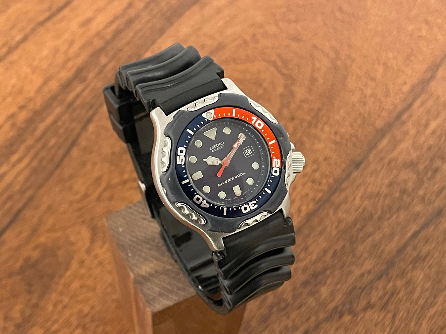(2001) Seiko 7N85-0029 Pepsi bezel diver - small size