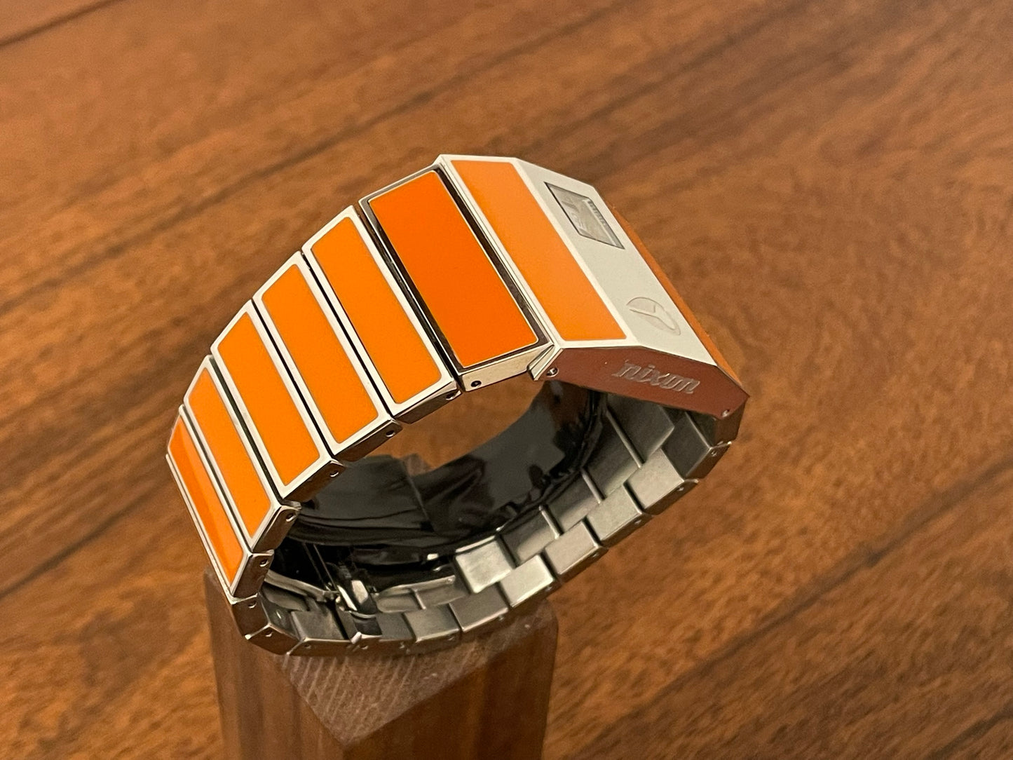 (2010s) Nixon Rotolog orange - Direct time technology (NOS)